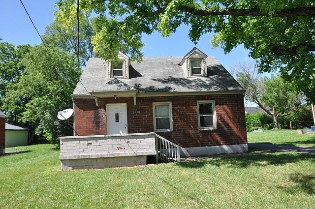 1st image of 732 Van Buren Ave