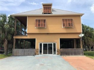 33222 Rivergate Cir, Springfield, LA 70462