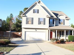 62 Heathrow Dr, Spring Lake, NC 28390