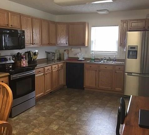 2nd image of 9021 Montgmy Co L Rd N