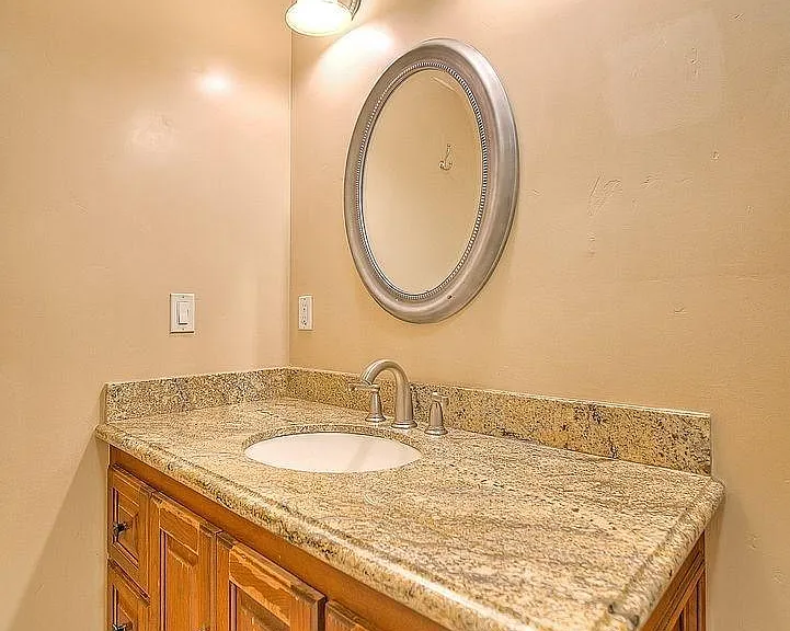 1942 Fairway Circle Dr — Photo 4