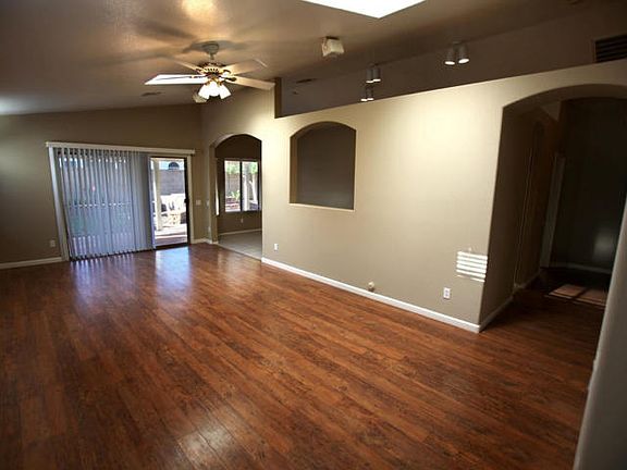 2nd image of 3102 E Captain Dreyfus Ave