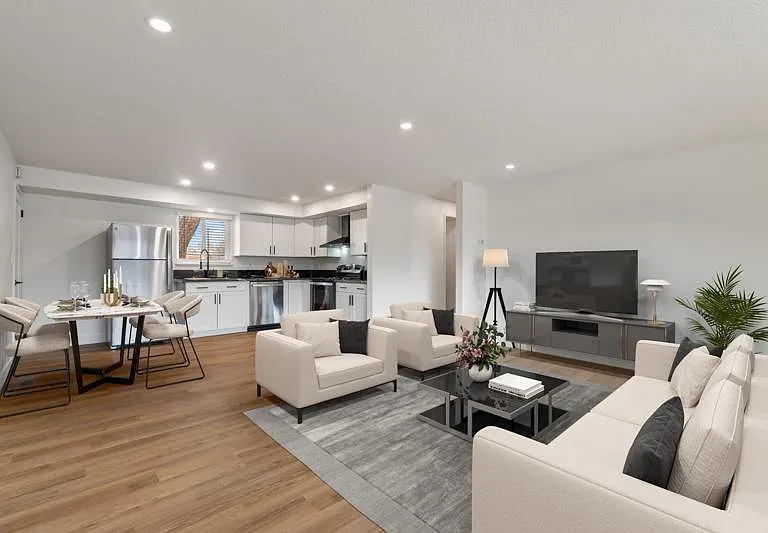 living area ~ virtually staged