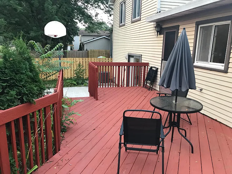 134 S Berteau Ave — Photo 33