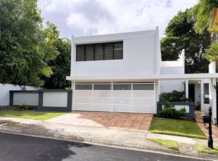 8 Calle, San Juan, PR 00926