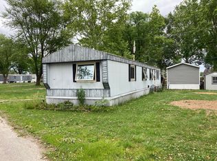 810 Melody Ln, Bluffton, IN 46714