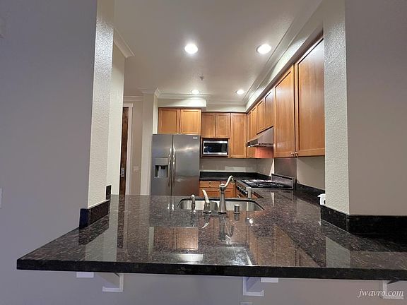 5th image of 20 Madison Ave APT 104