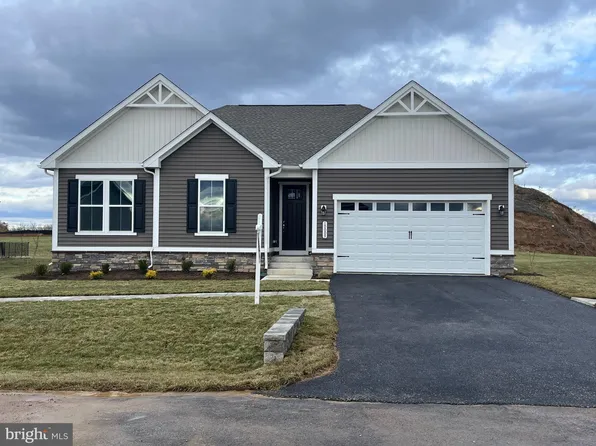 10009 Wilkes Ln, Williamsport, MD 21795