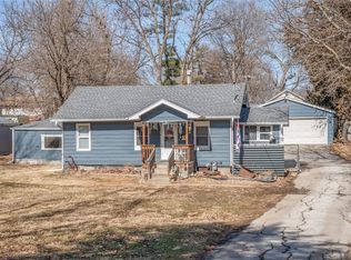 2751 Sheridan Ave, Des Moines, IA 50310