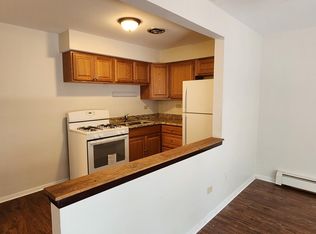 12440 Vincennes Rd APT 10, Blue Island, IL 60406