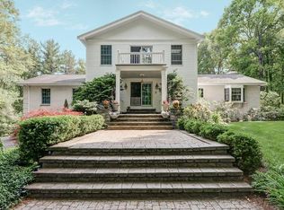 21 Lakeshore Rd, Boxford, MA 01921