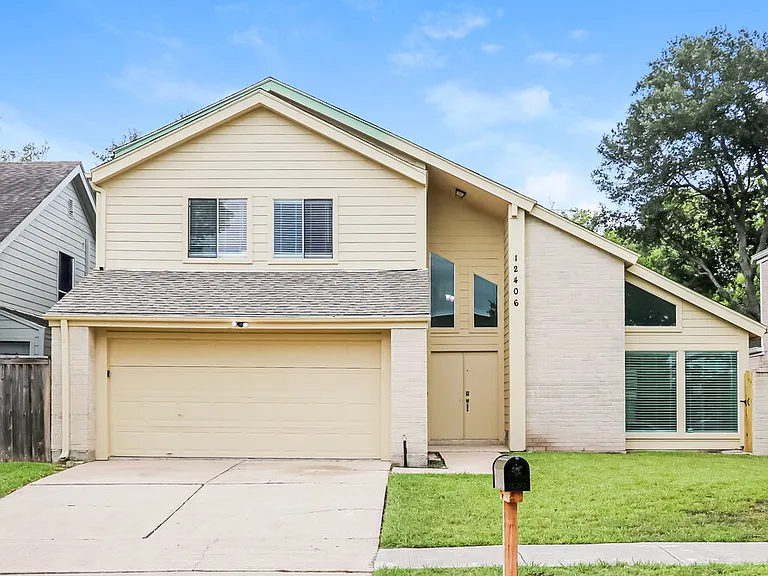 12406 S Garden St — Photo 1