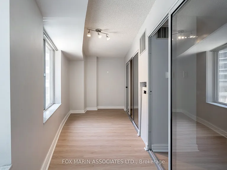 33 University Ave #303 — Photo 13