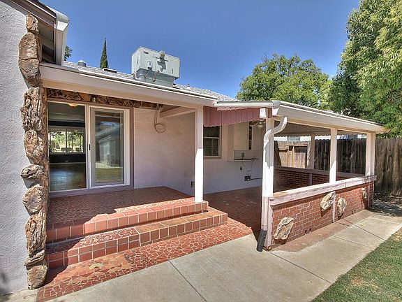 4th image of 3627 63rd St