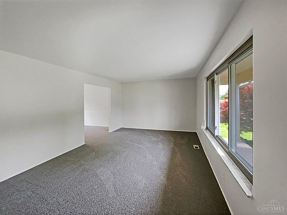 3rd image of 2353 Mount Vernon Dr