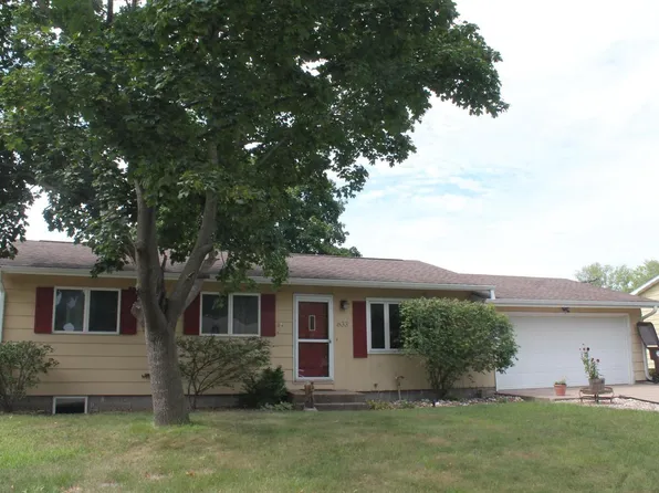 633 12th AVENUE N N, Onalaska, WI 54650