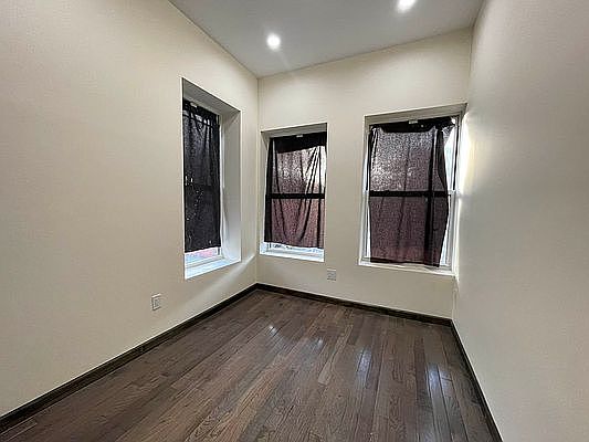 3rd image of 753 Marcy Ave #2F