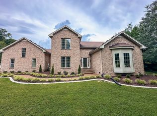 2025 Shell Rd, Hendersonville, TN 37075