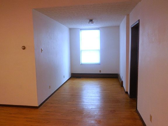 3rd image of 502 Wadsworth St #A