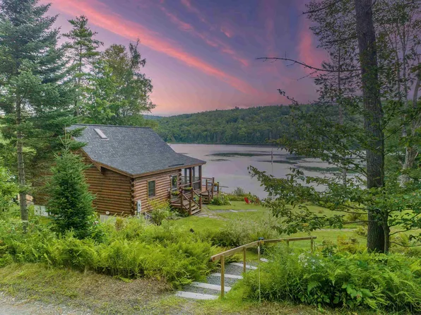 52-53 Streeter Pond Drive, Sugar Hill, NH 03586