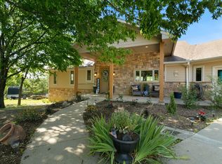 132 Southside Dr, Gainesville, TX 76240