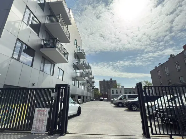 6020 3rd Avenue image 4 of 22