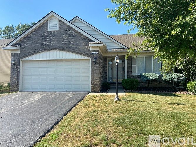 1st image of 28686 Bayberry Park Dr #39