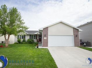 4152 W Thatcher Cir, Lincoln, NE 68524