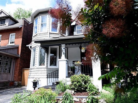 3rd image of 28 Saint Clair Ave
