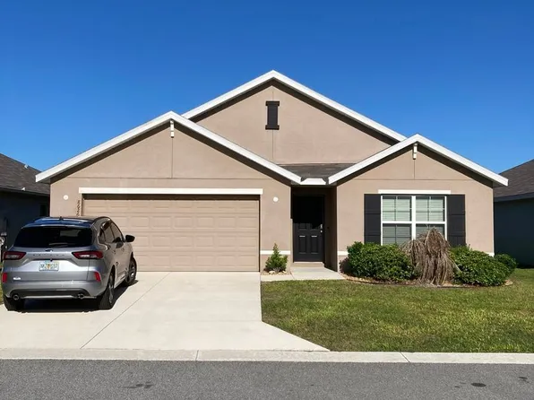 8626 Triumph Cir, Wildwood, FL