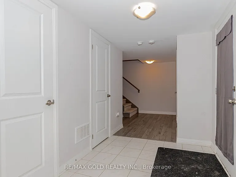 585 Colborne St #1007 — Photo 12