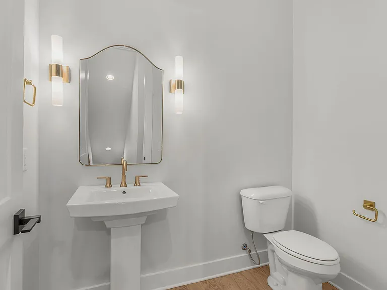 1011 44th Ave N #3 — Photo 11