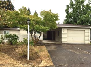 3015 Stapp Dr, Eugene, OR 97408