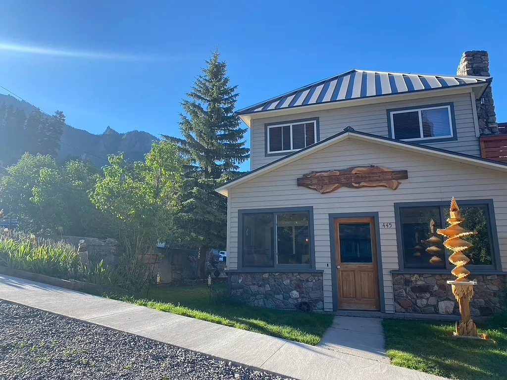 3 bed, 1.5 bath, 1152 sqft, $3,000 — Photo 2