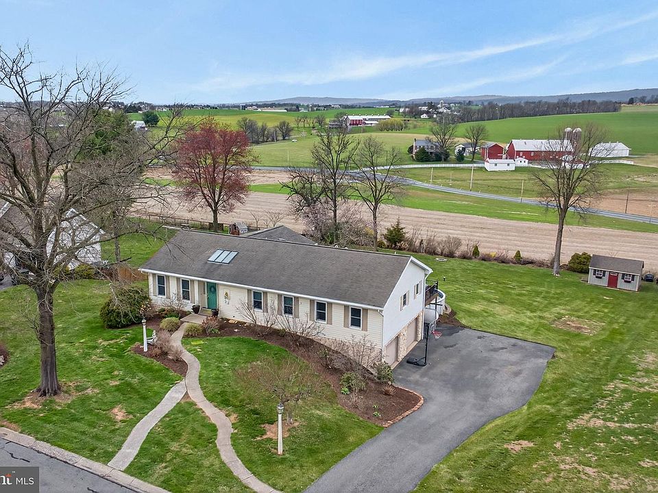 1st image of 579 Hiview Dr