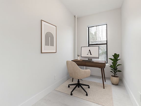 4th image of 305 E 75th St APT 6