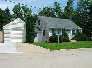 505 3rd St, Marion, IA 52302