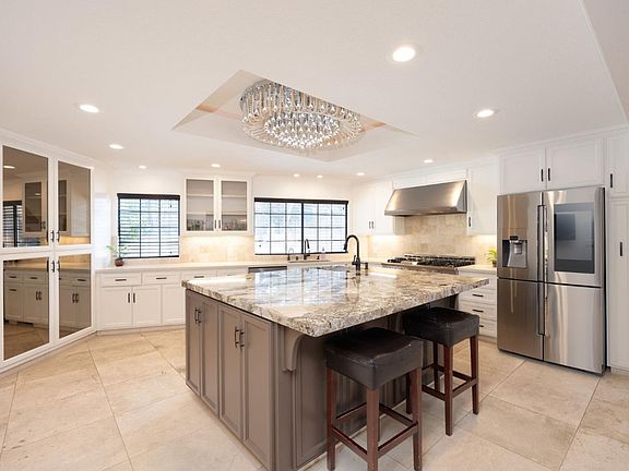 4th image of 2180 Cabrillo Hwy S