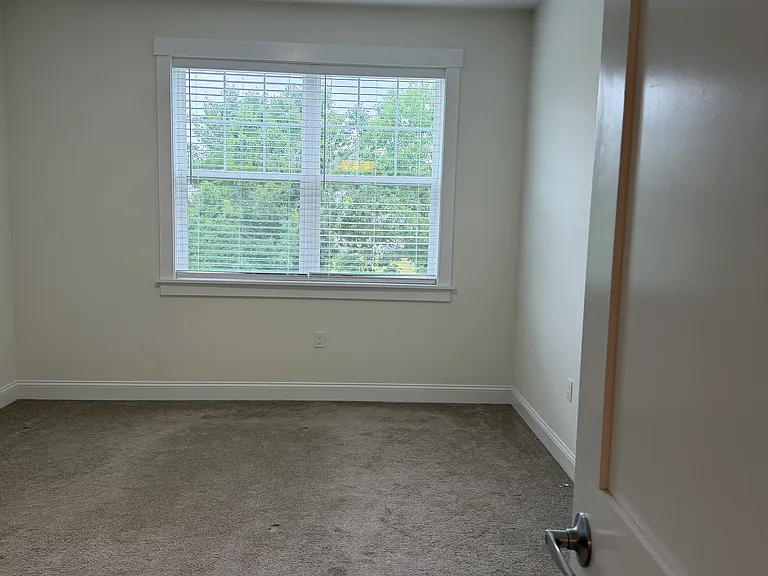 12 Tailwind Court — Photo 32