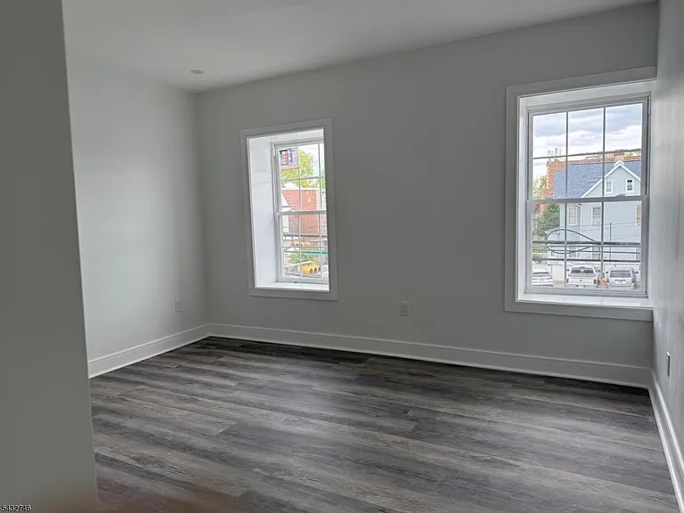 321 Jefferson Ave #2 — Photo 14