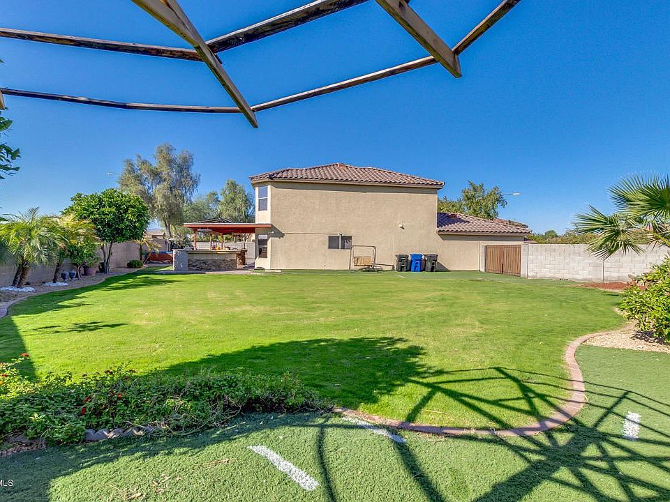 1st image of 15803 W Maui Ln