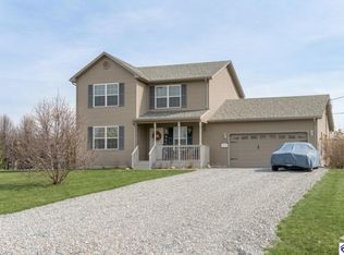 215 County Pond Rd, Vine Grove, KY 40175