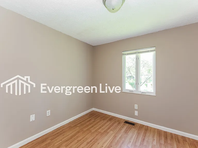 6442 Rosetta Dr — Photo 12
