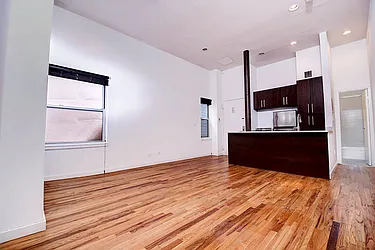 Rented by Urbane Brokerage