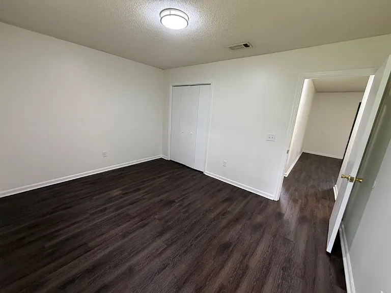 1460 Sunset Blvd #6 — Photo 11