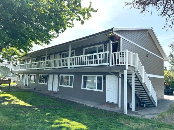 AL2000, 2000 Alabama St #6, Bellingham, WA 98229