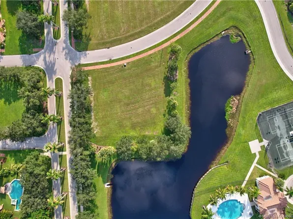 106 SE Via Lago Garda, Port Saint Lucie, FL 34952