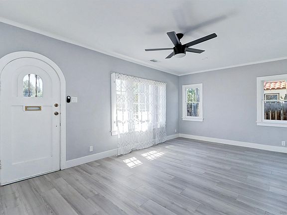 3rd image of 4199 Sunnyside Dr