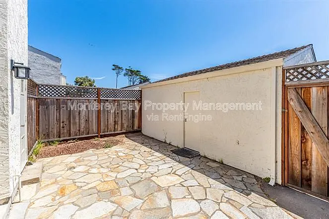 3137 Seacrest Ave #12 — Photo 23