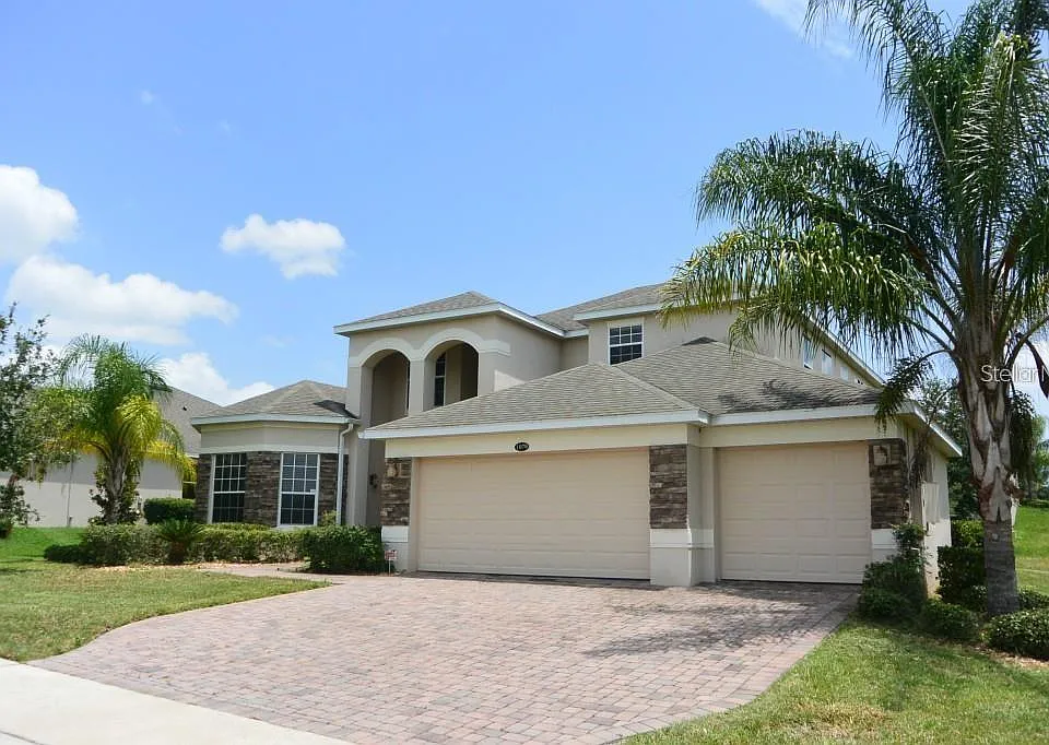 1079 Glenraven Ln